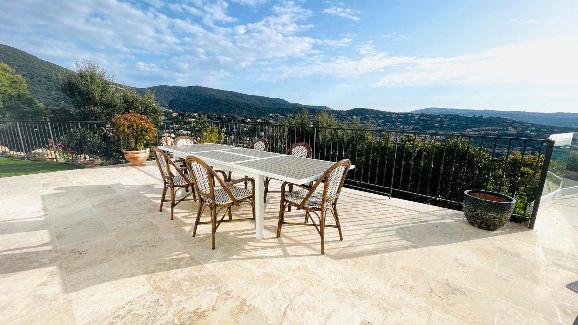 קבלייר-סור-מר Villa Cacharelle Vue Mer Piscine מראה חיצוני תמונה