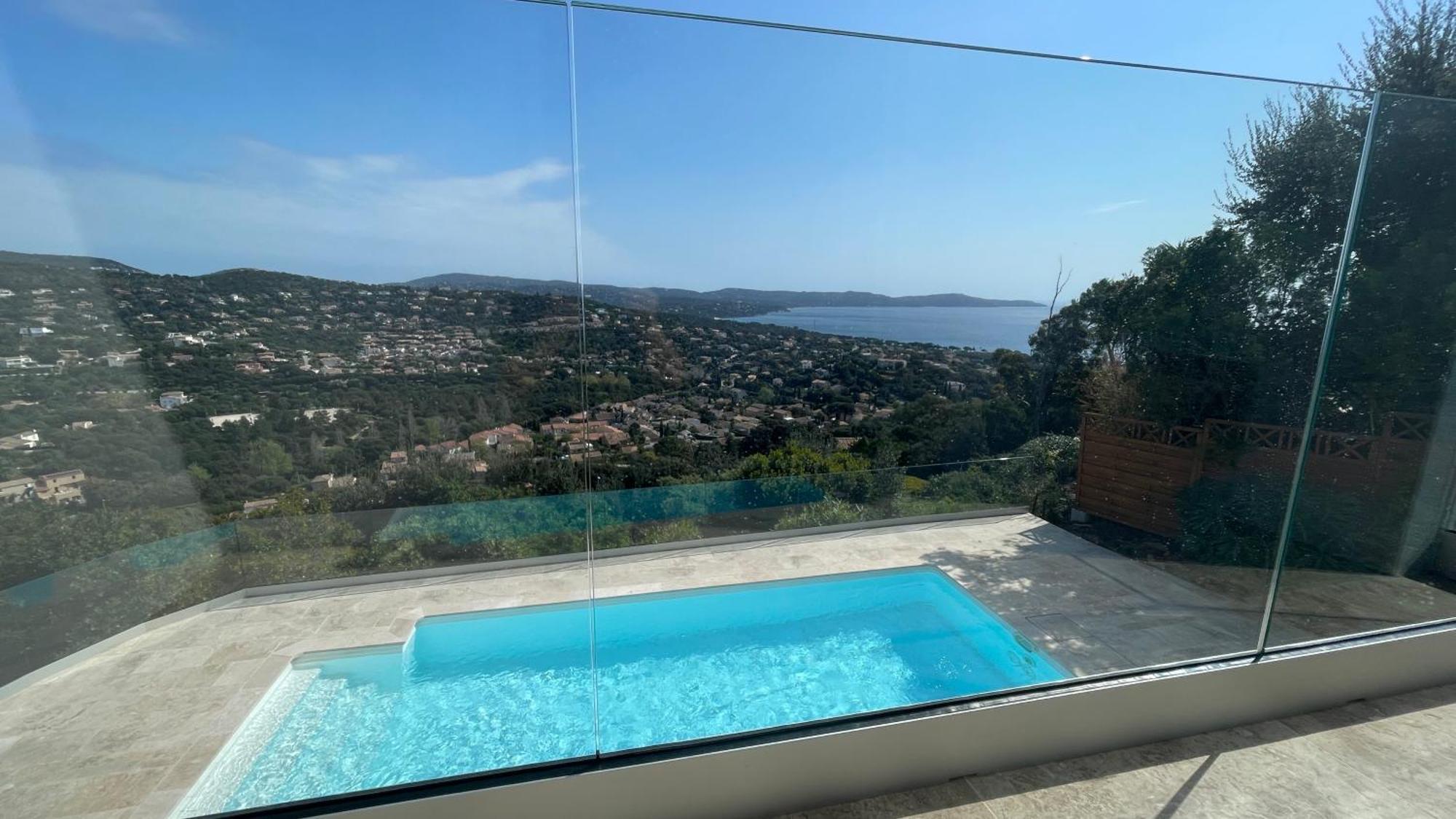 קבלייר-סור-מר Villa Cacharelle Vue Mer Piscine מראה חיצוני תמונה